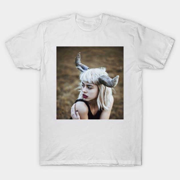 Horns T-Shirt by JovanaRikalo